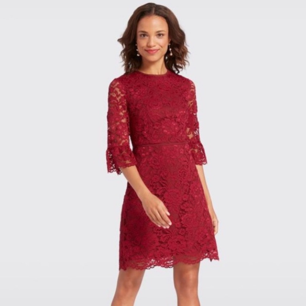 Like New! Draper James French lace raspberry short dress bell sleeves size 12